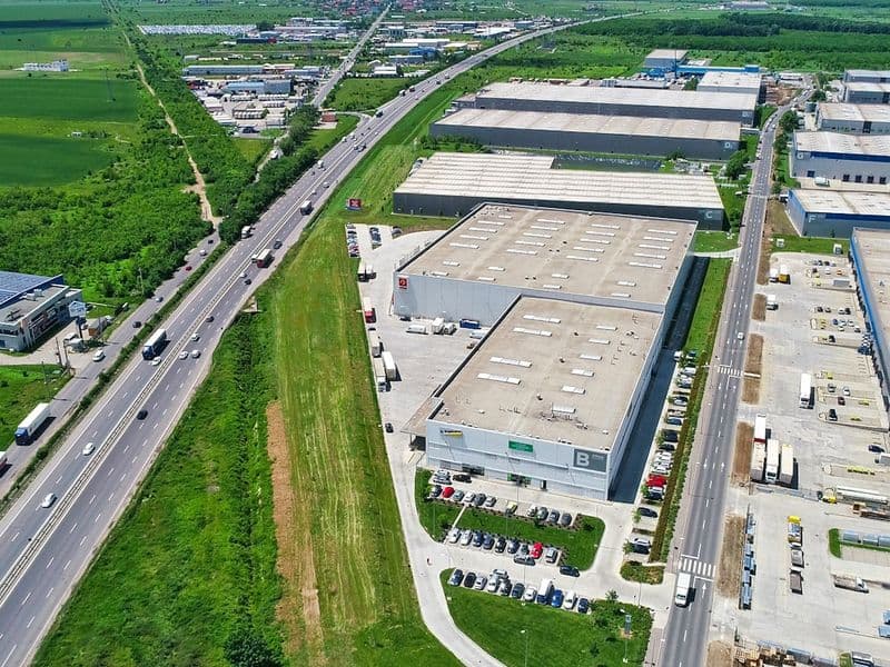 Commerce Park East